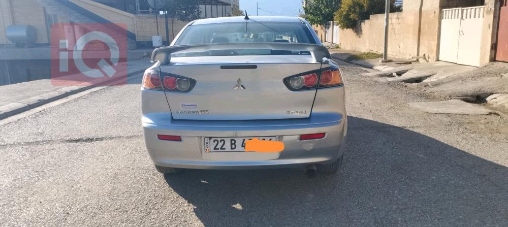 میتسوبیشی لانسەر EX